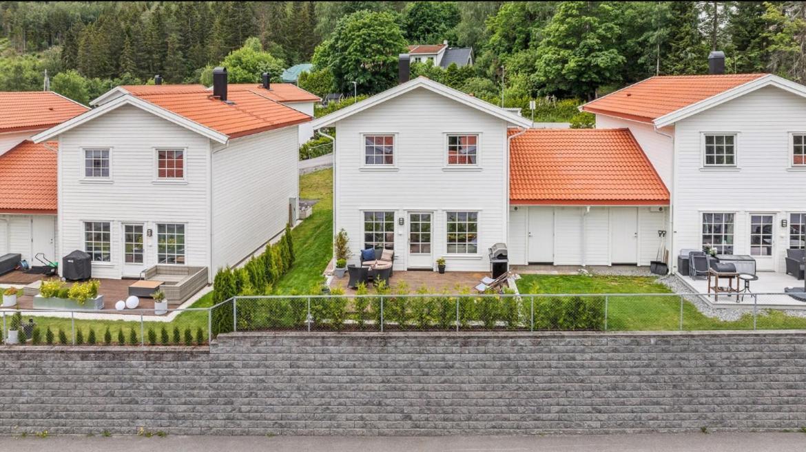Nannestad Les Homes - Modern & Cozy Stay Near Oslo Airport מראה חיצוני תמונה